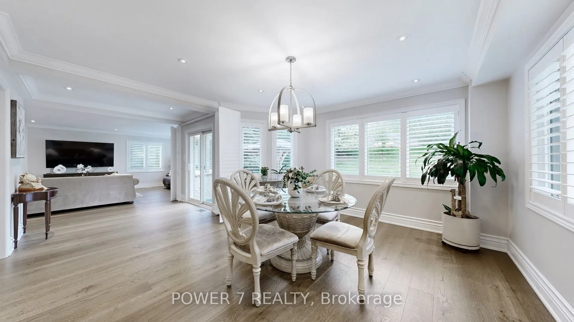 1098 Secretariate Road