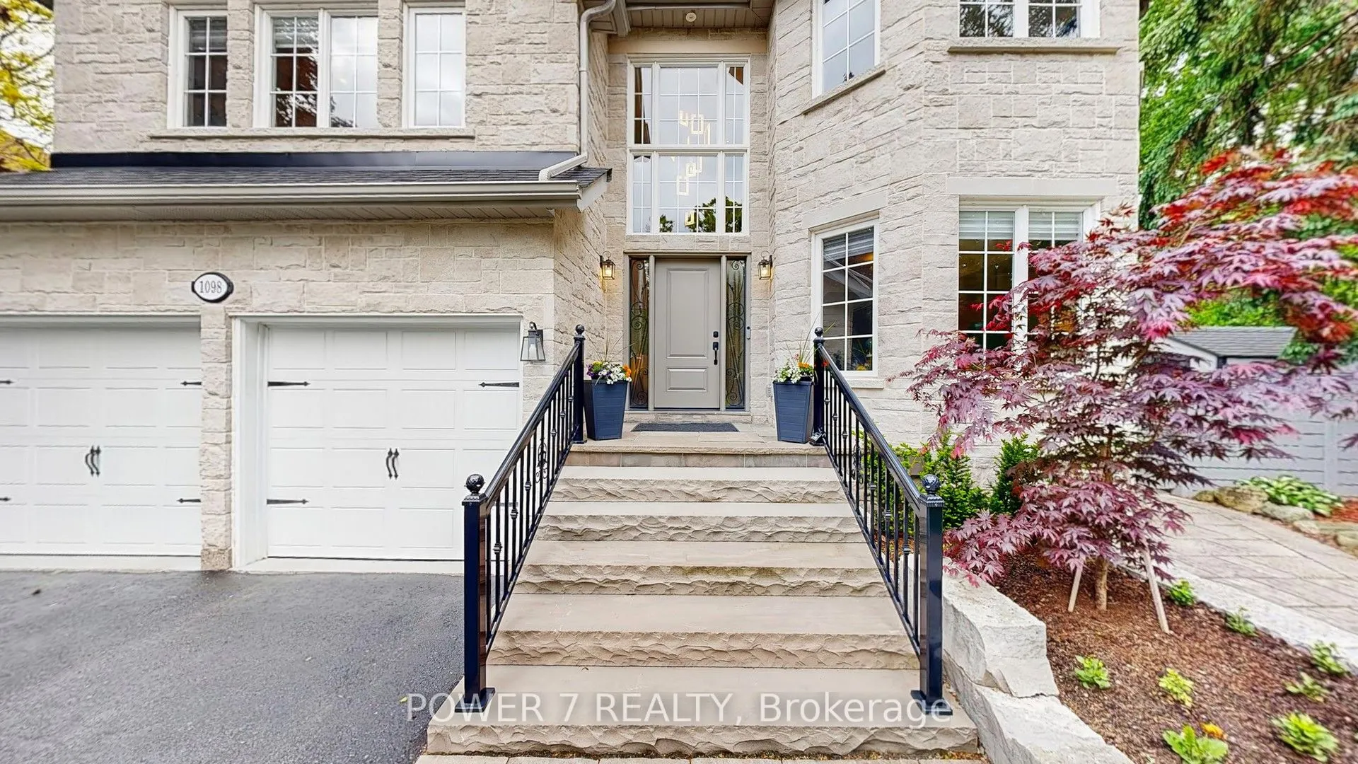 1098 Secretariate Road