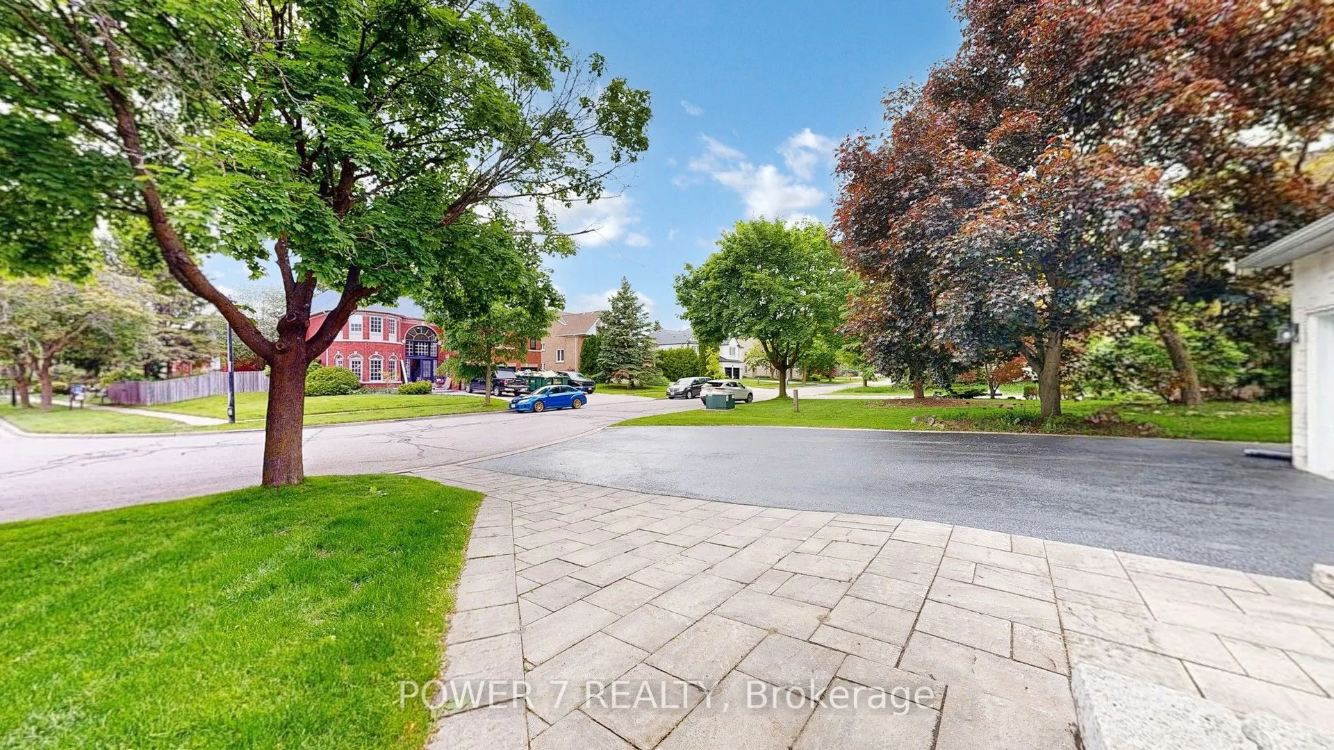 1098 Secretariate Road