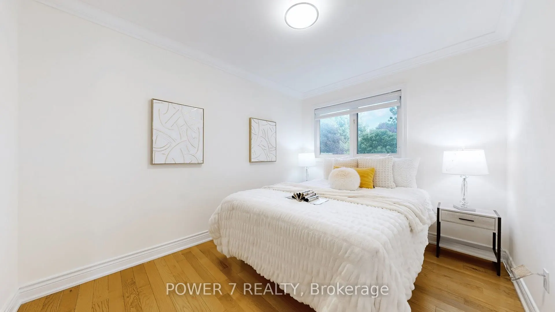 1098 Secretariate Road