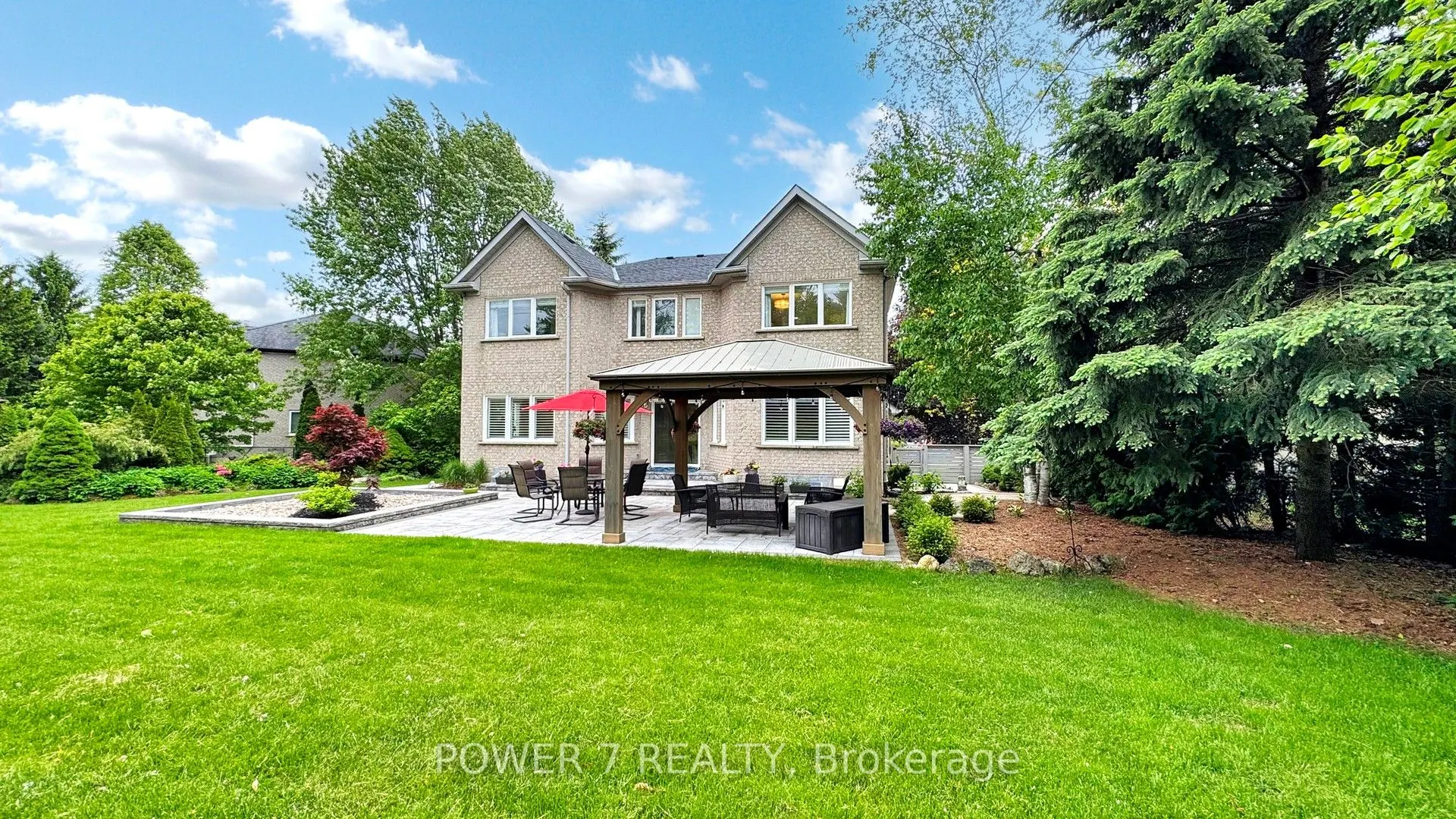 1098 Secretariate Road