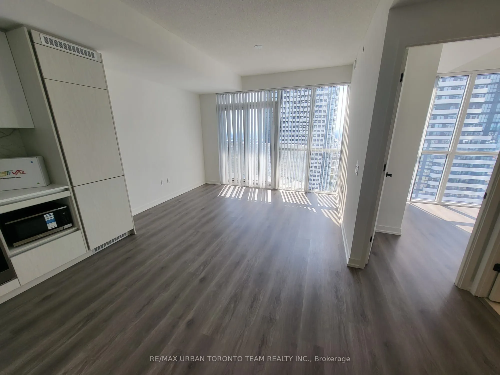 28 Interchange Way, #3603