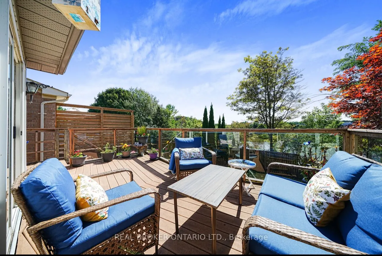 39 Woodroof Crescent