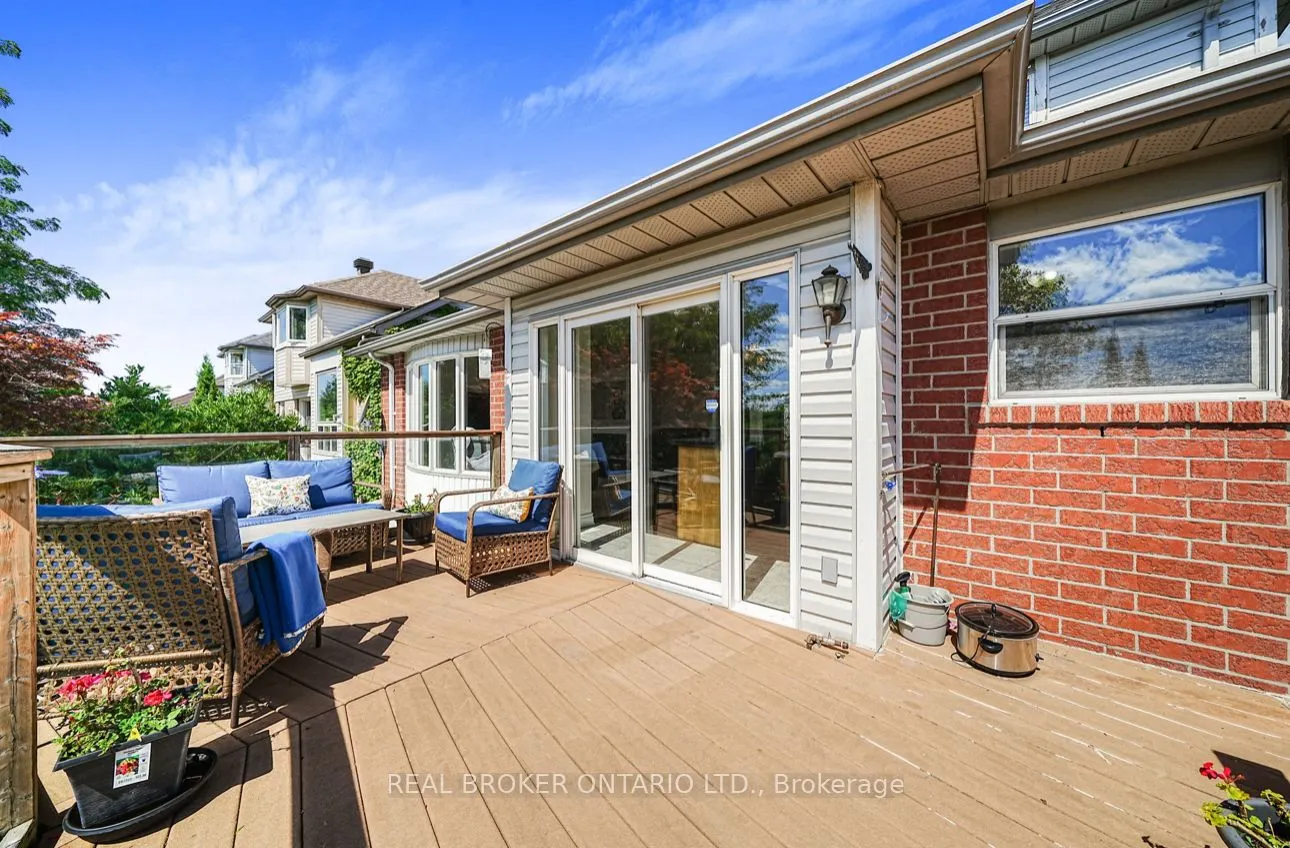 39 Woodroof Crescent