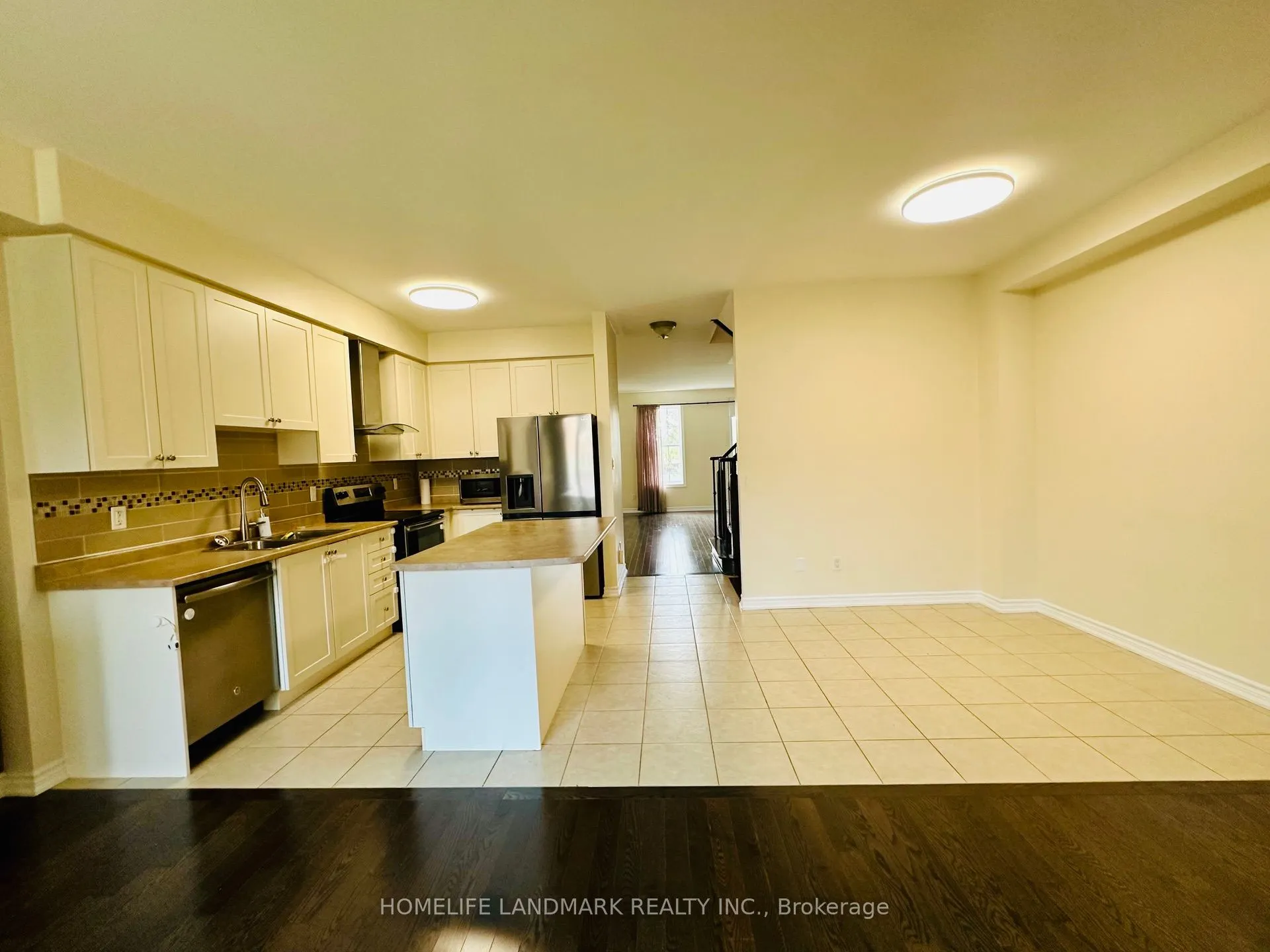 10355 Woodbine Avenue