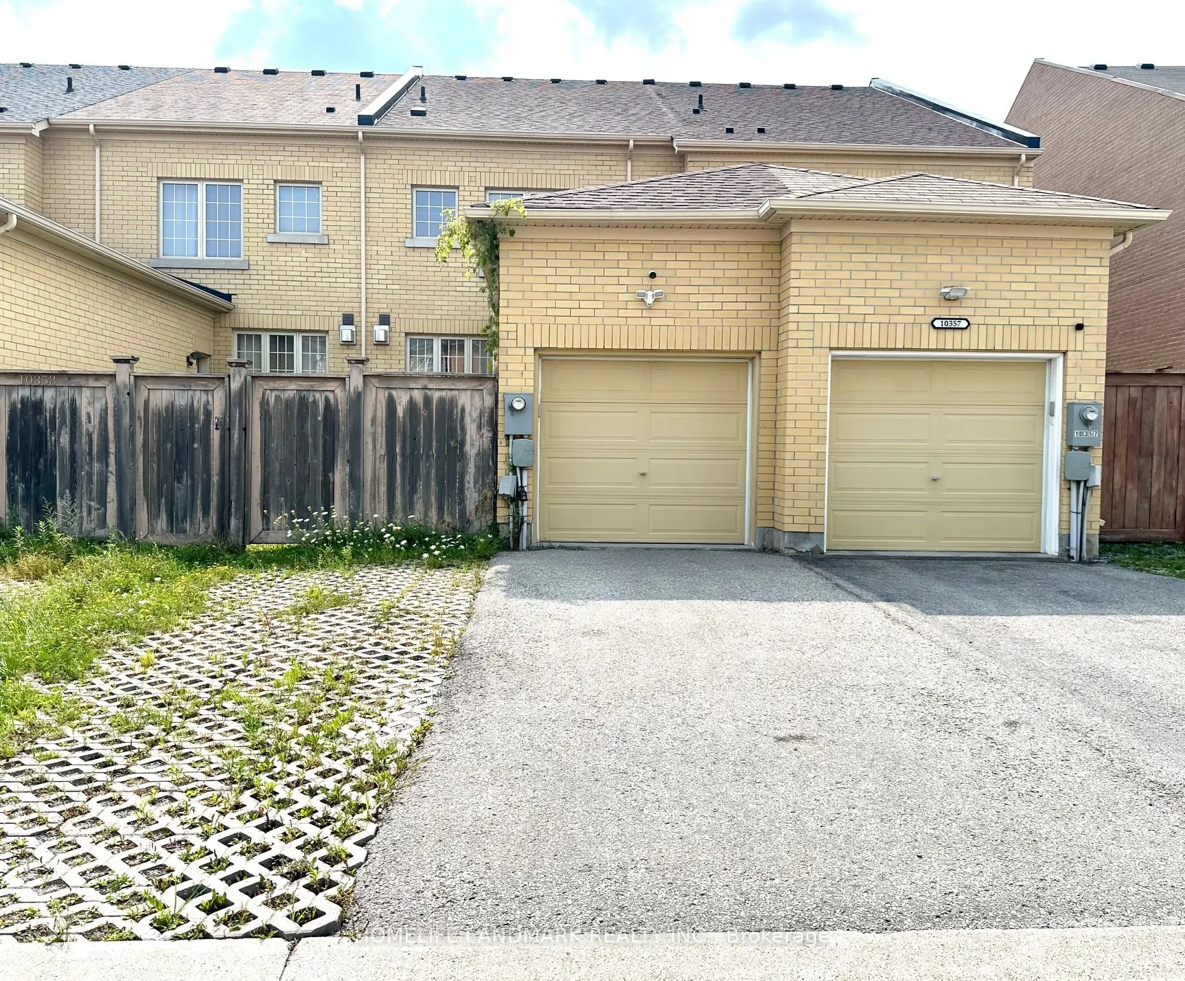 10355 Woodbine Avenue