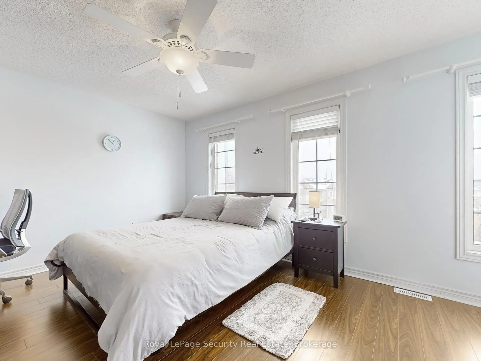 128 Daiseyfield Crescent