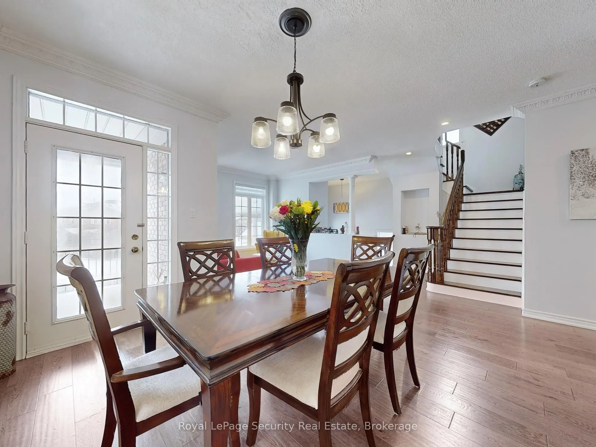 128 Daiseyfield Crescent