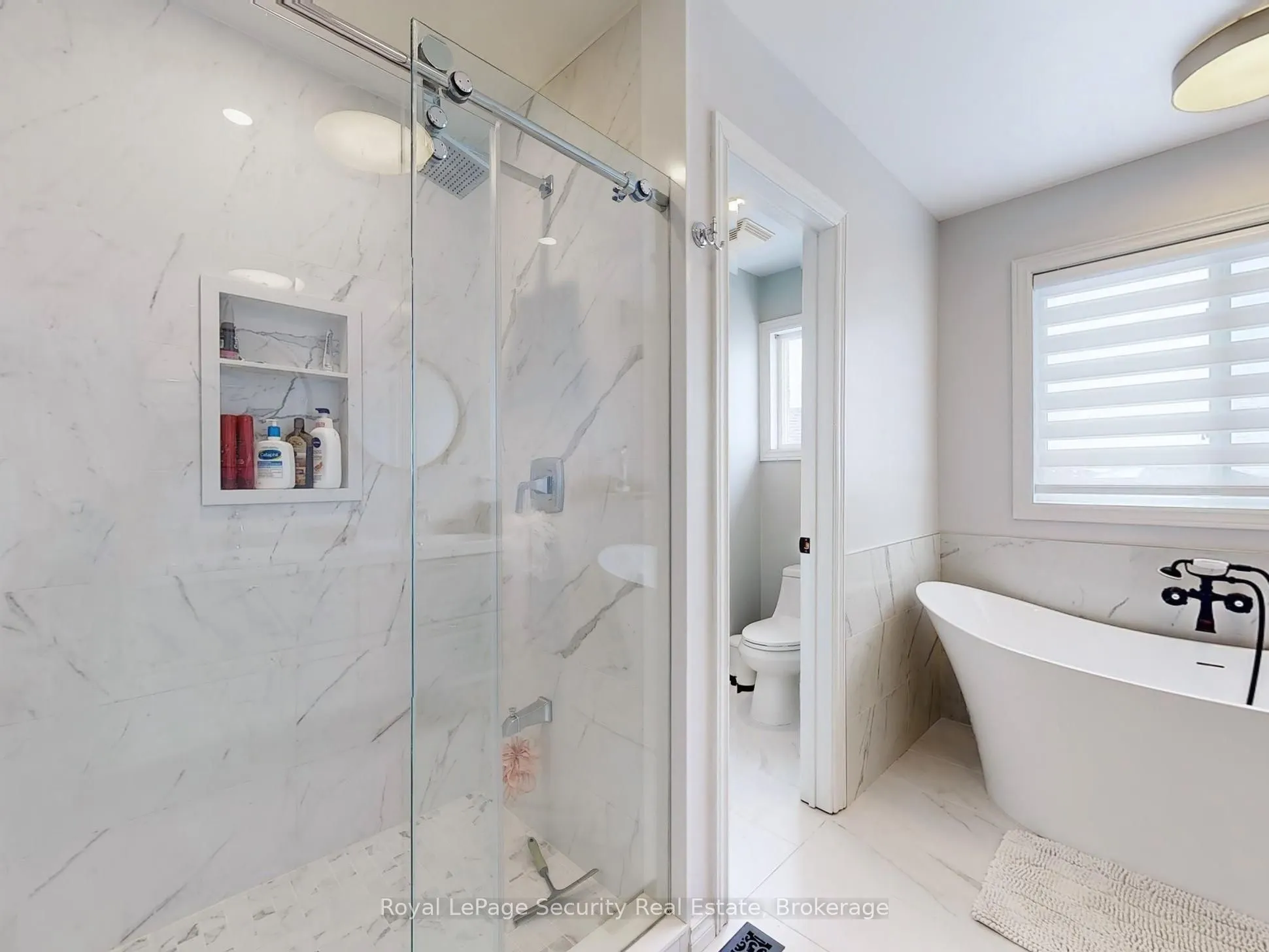 128 Daiseyfield Crescent