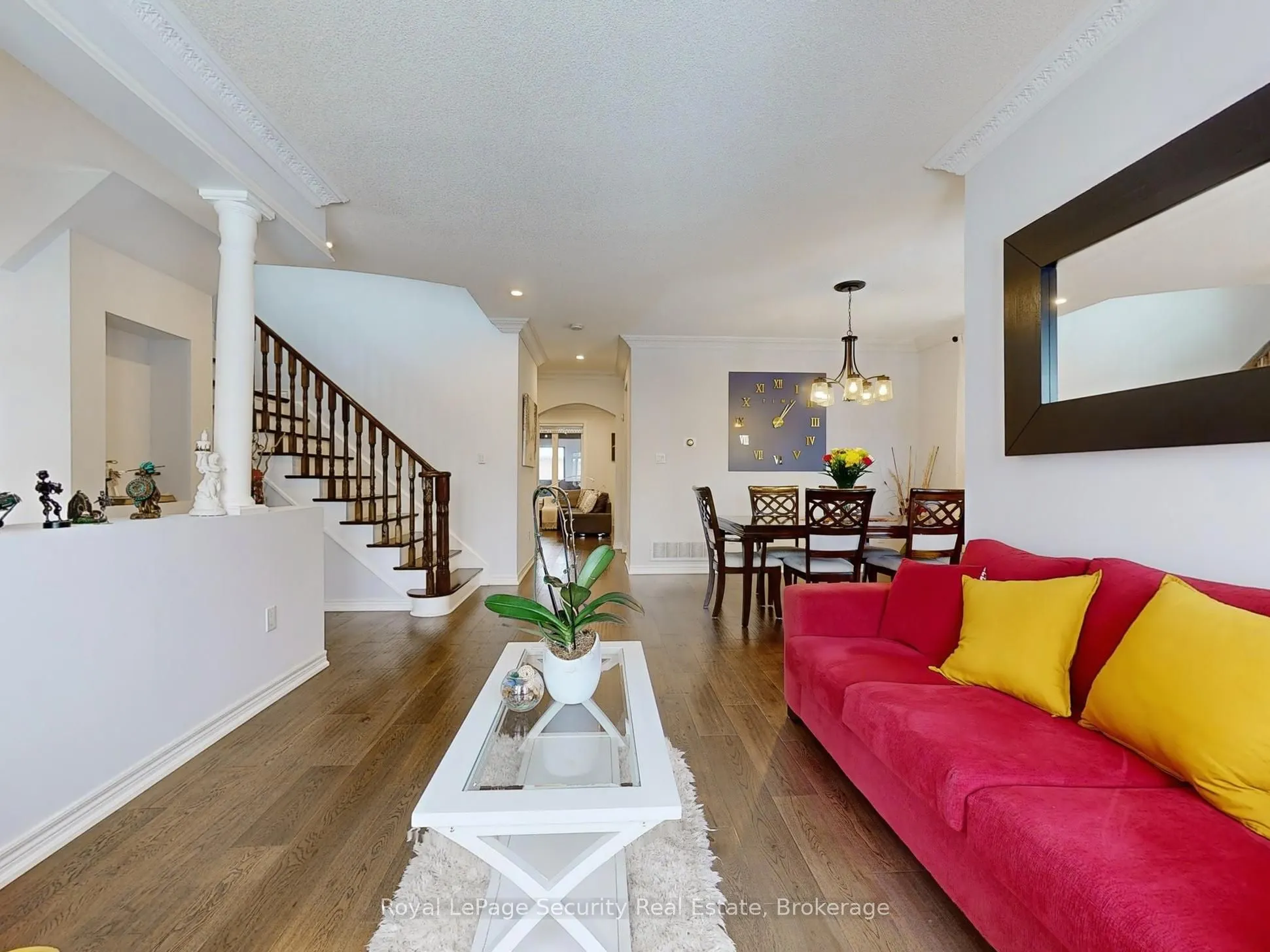 128 Daiseyfield Crescent