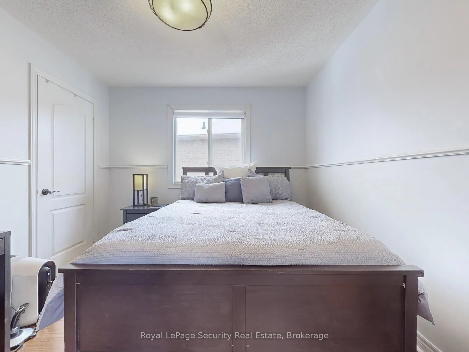 128 Daiseyfield Crescent