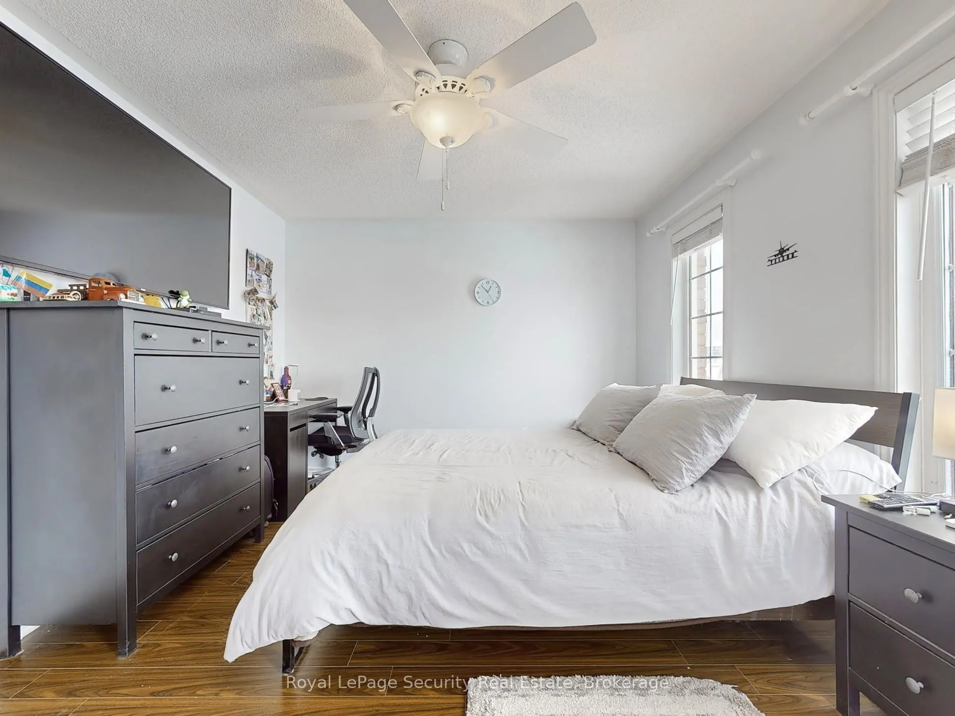 128 Daiseyfield Crescent
