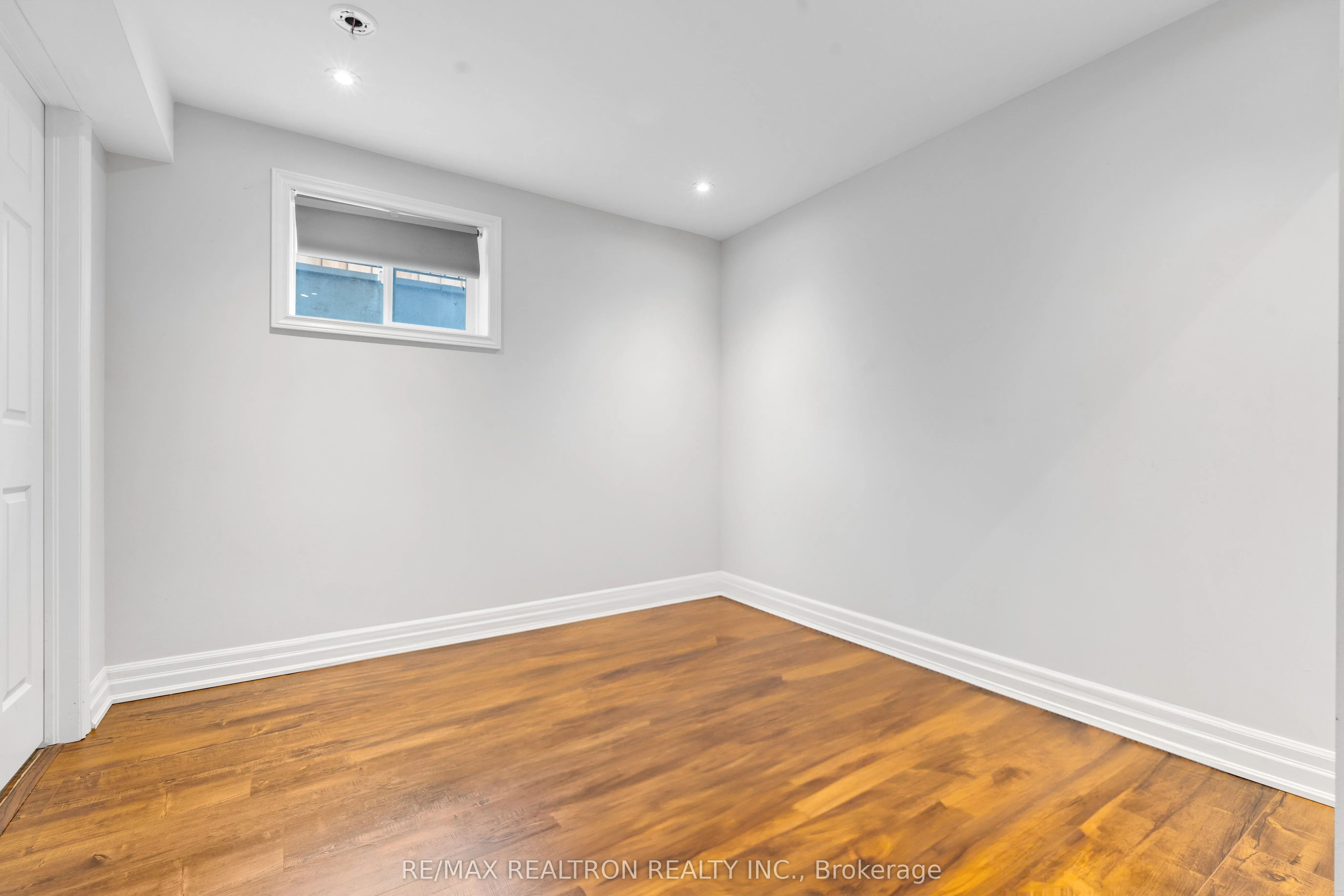 26 Cowles Court