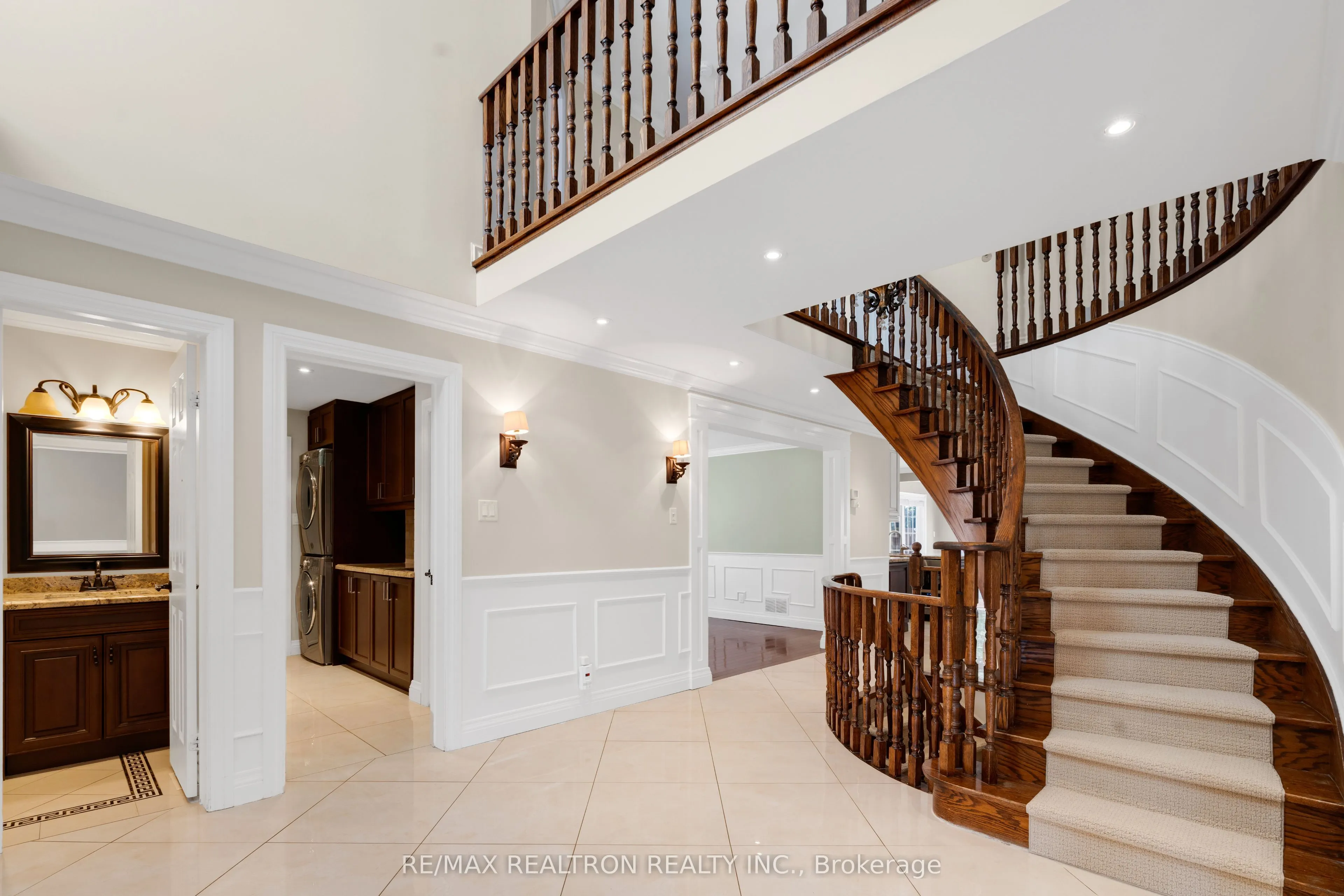 26 Cowles Court