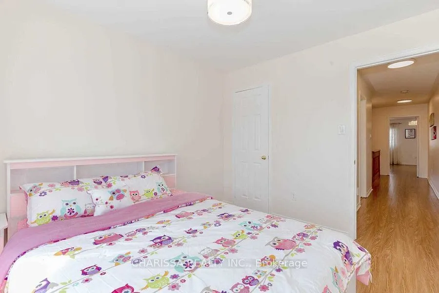 131 Argento Crescent