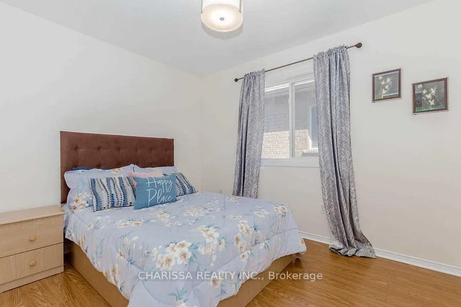 131 Argento Crescent