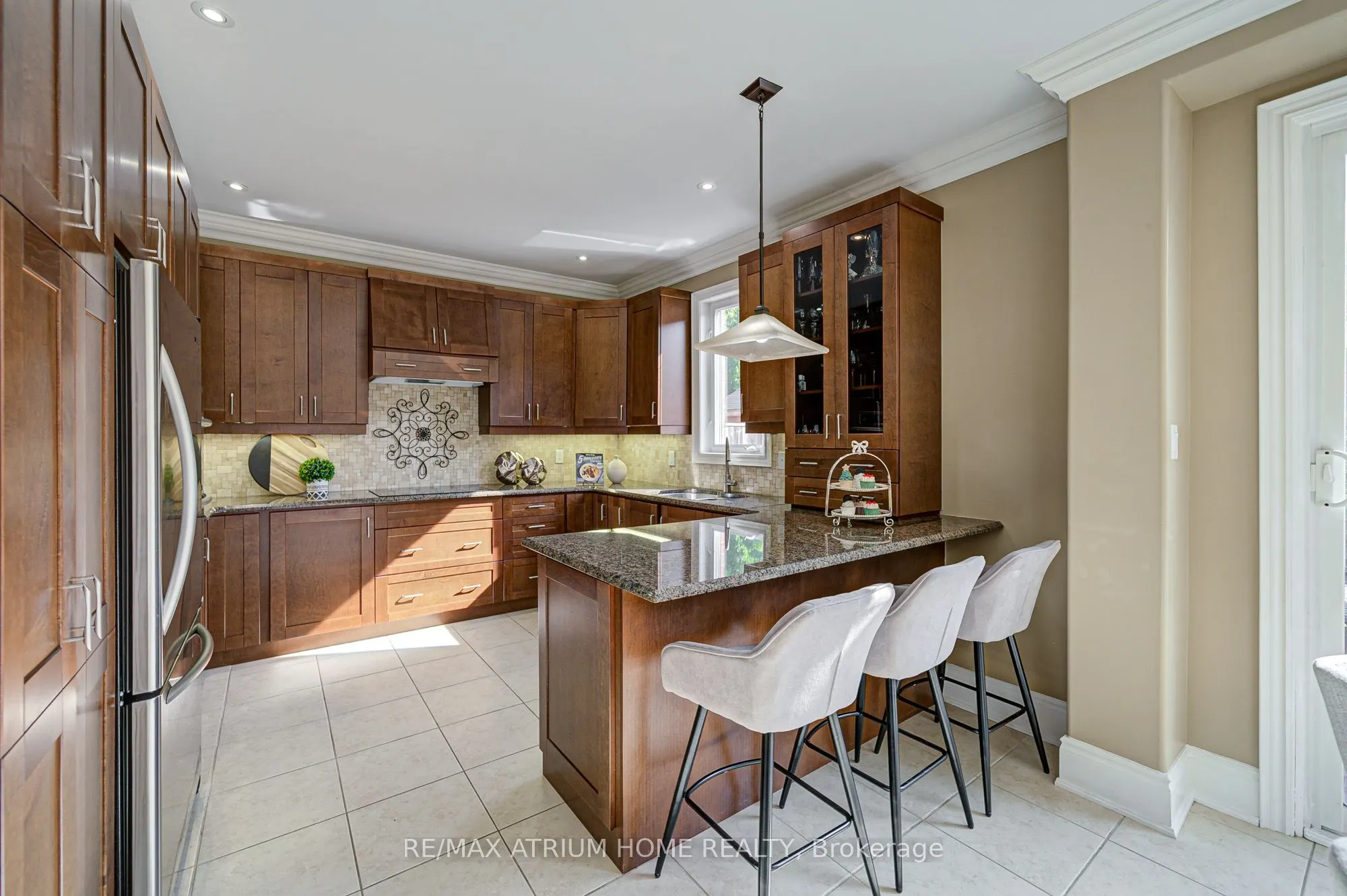 11 Albright Crescent