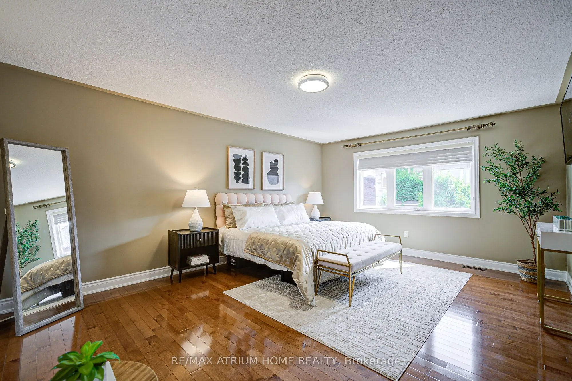 11 Albright Crescent