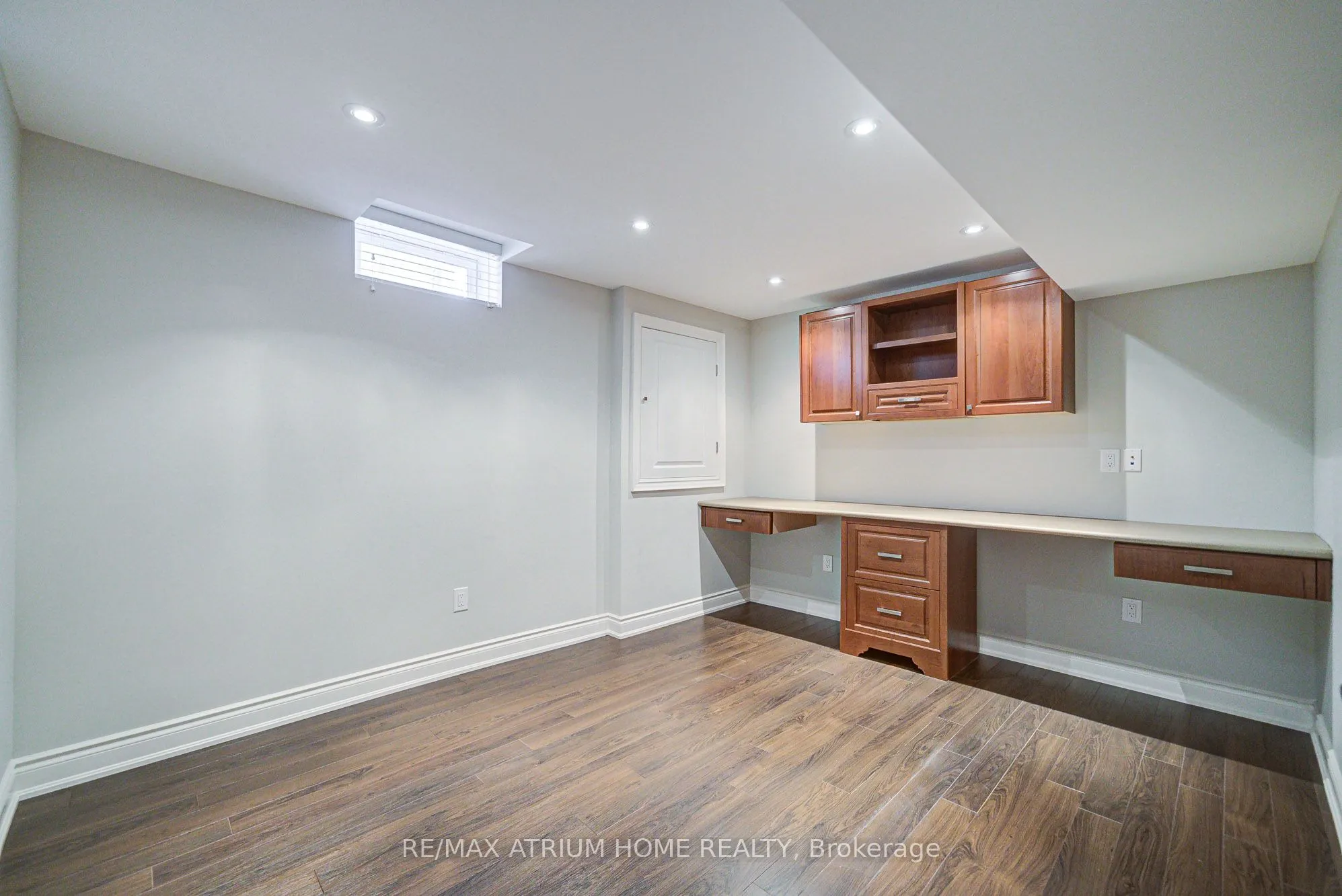 11 Albright Crescent