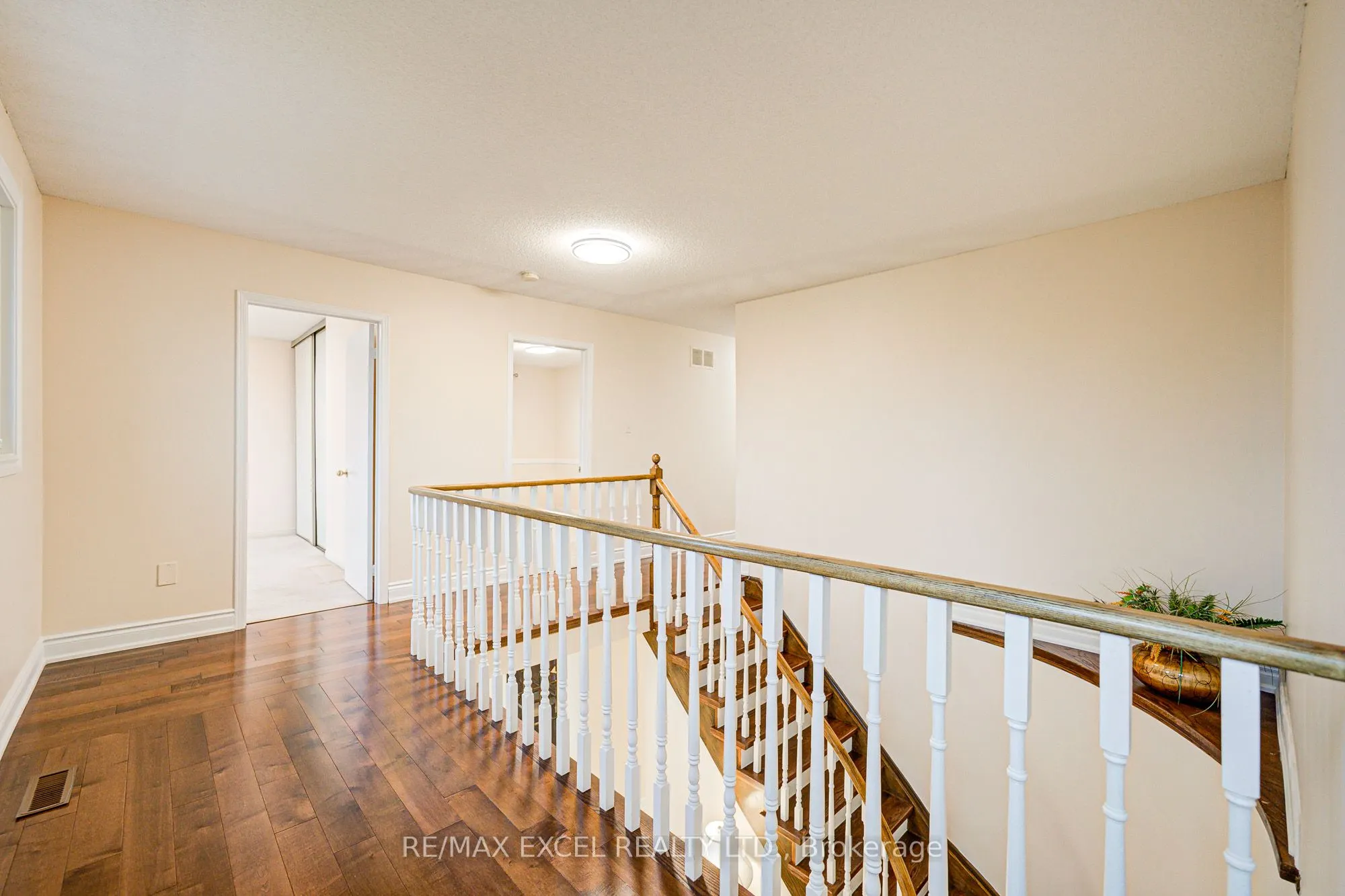 18 Tamara Drive