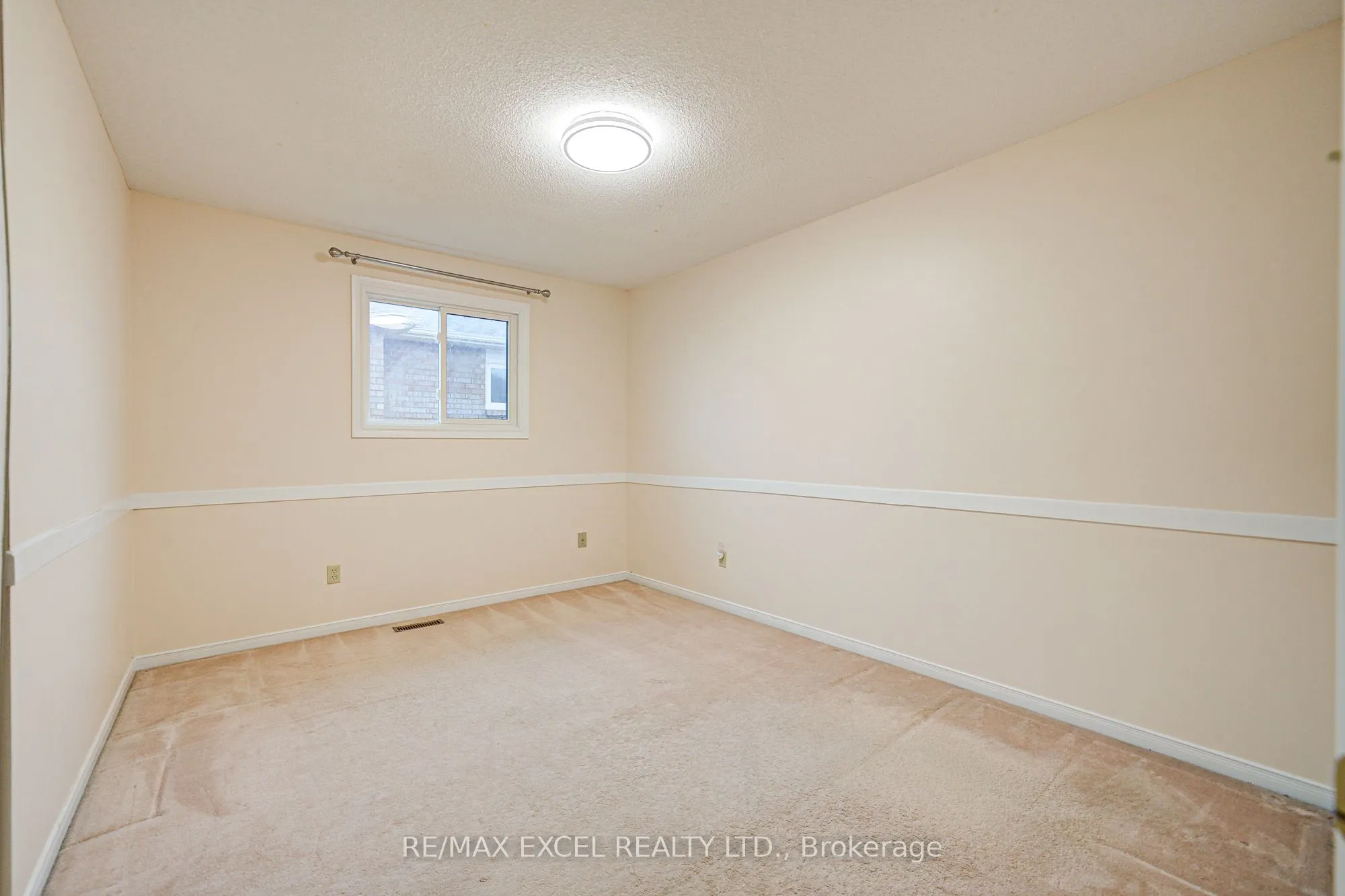 18 Tamara Drive