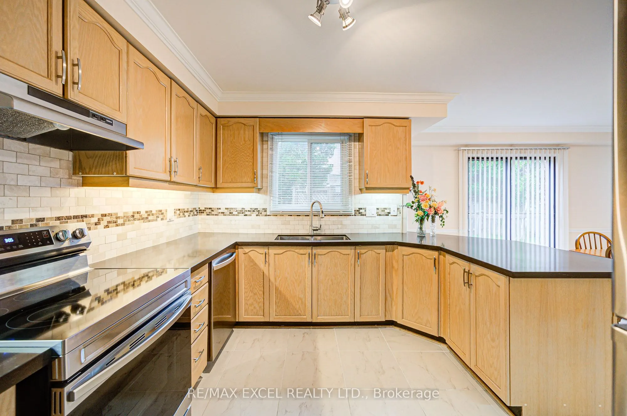 18 Tamara Drive