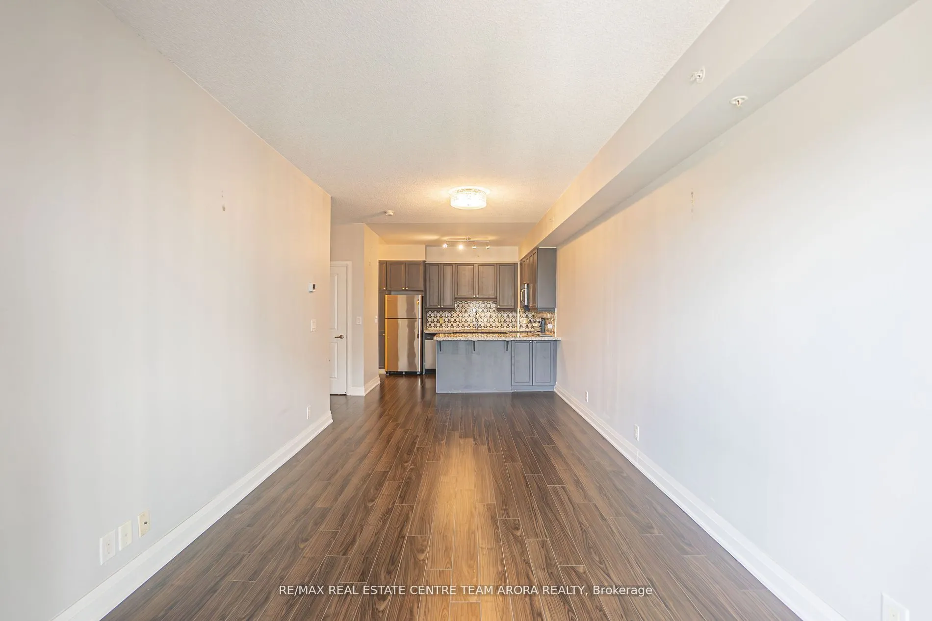 24 Woodstream Boulevard, #609