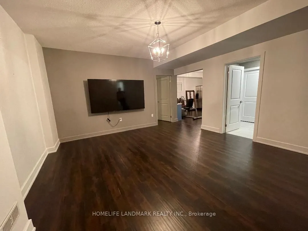 8 Kent Matthew Street, #Basement Apt