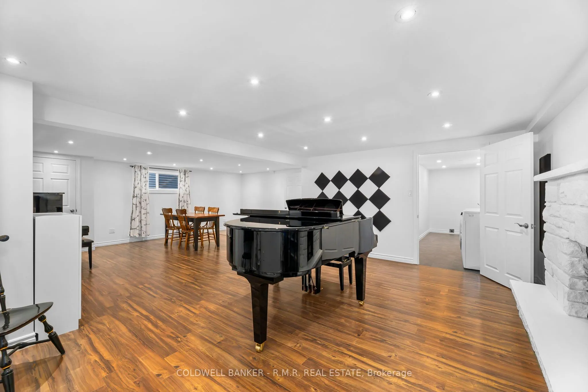 42 Marietta Street
