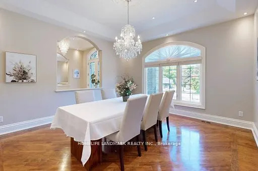 11 Cranborne Chase