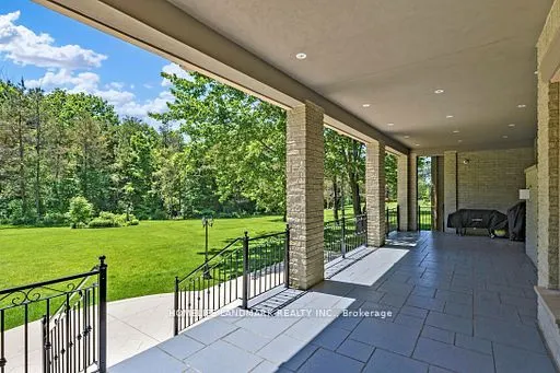 11 Cranborne Chase