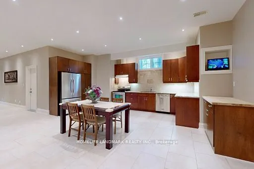 11 Cranborne Chase