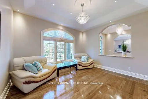 11 Cranborne Chase