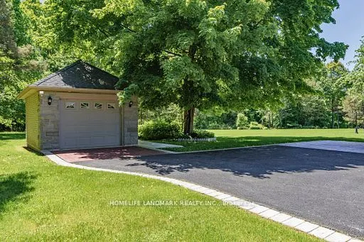 11 Cranborne Chase