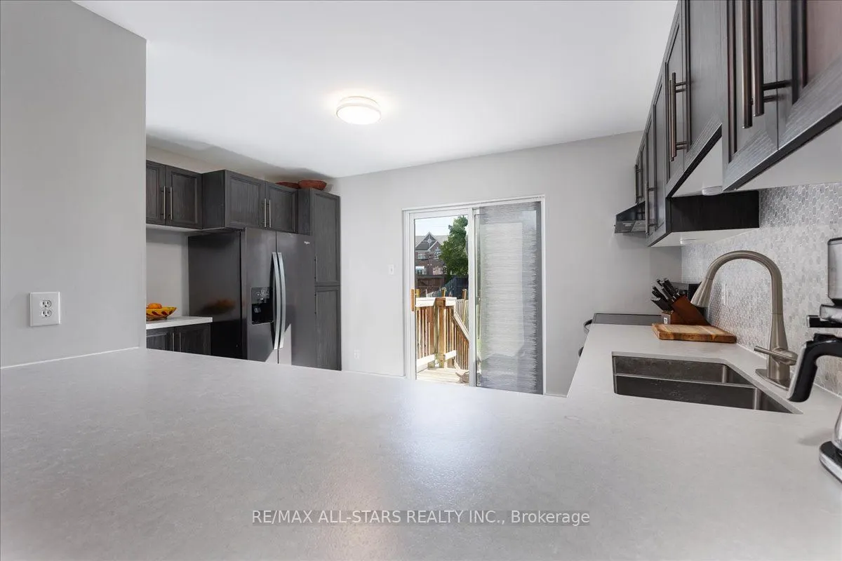 3 Hattie Court