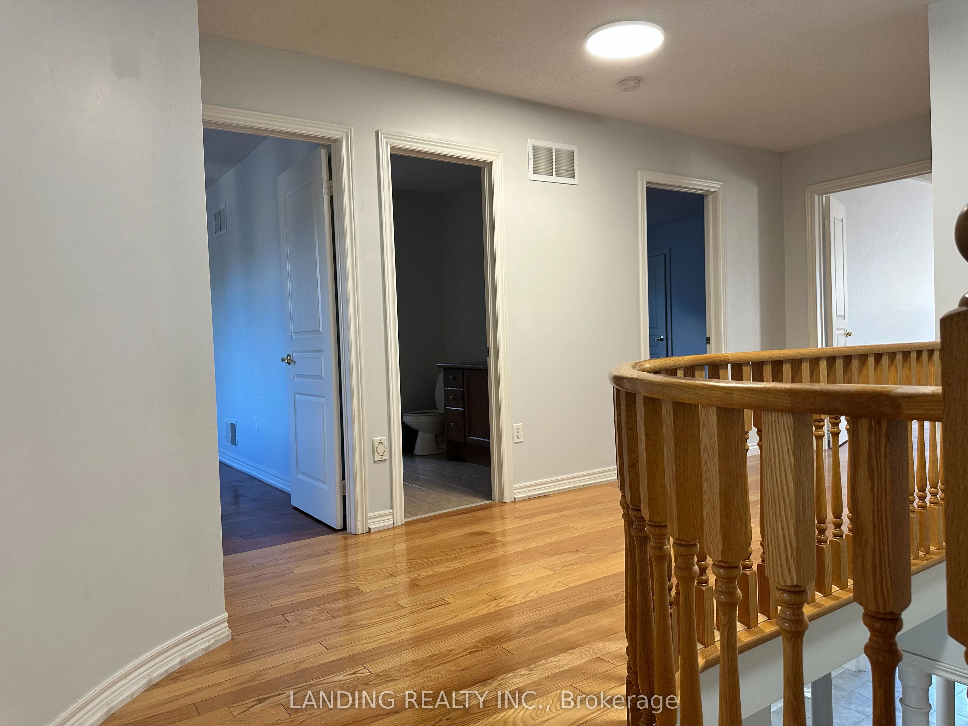 68 Hillwood Street
