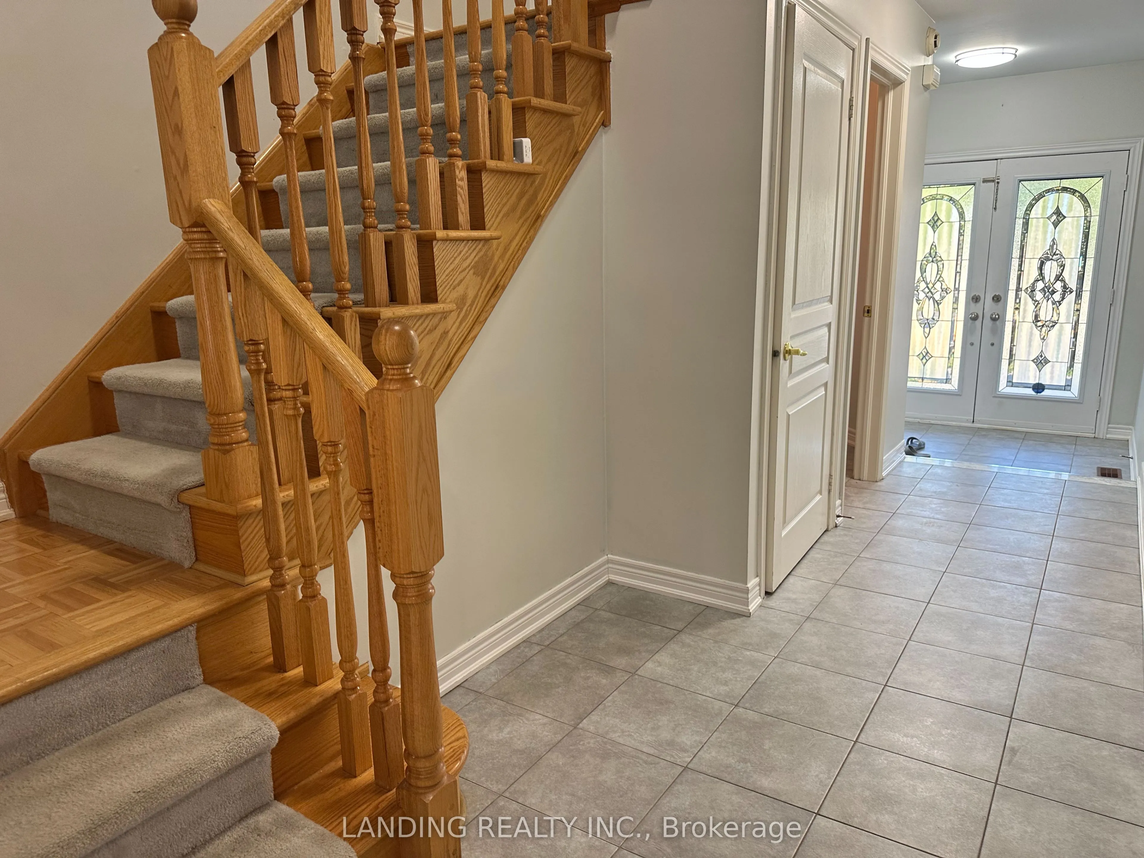 68 Hillwood Street