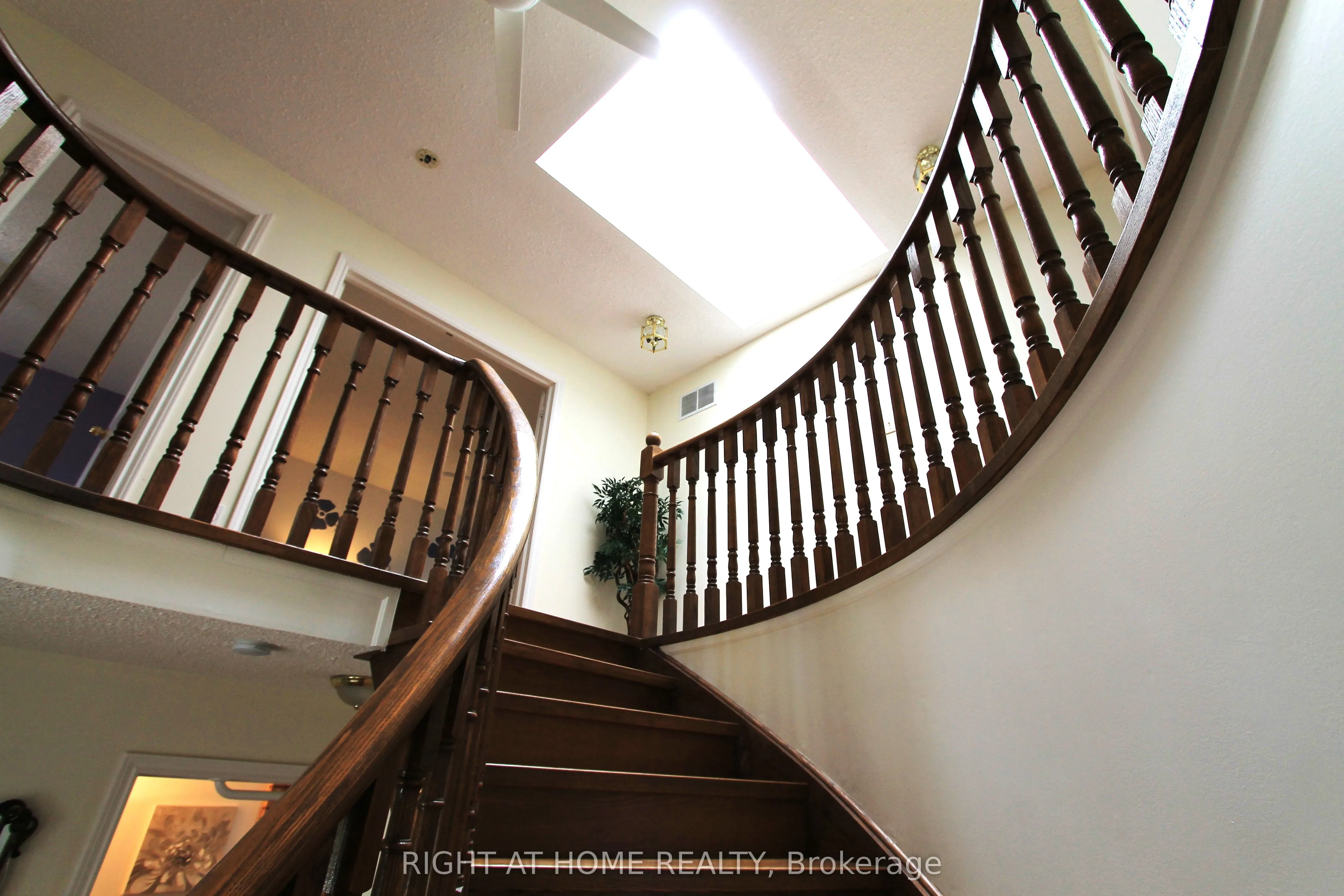 26 Leighland Drive
