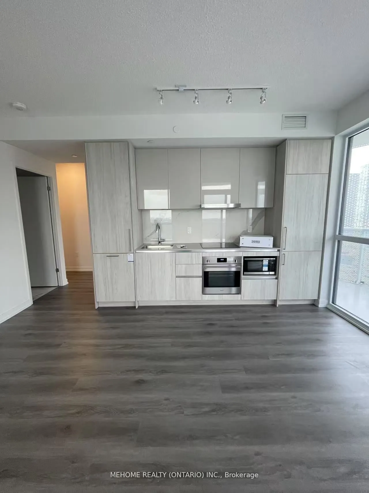 225 Commerce Street, #2902