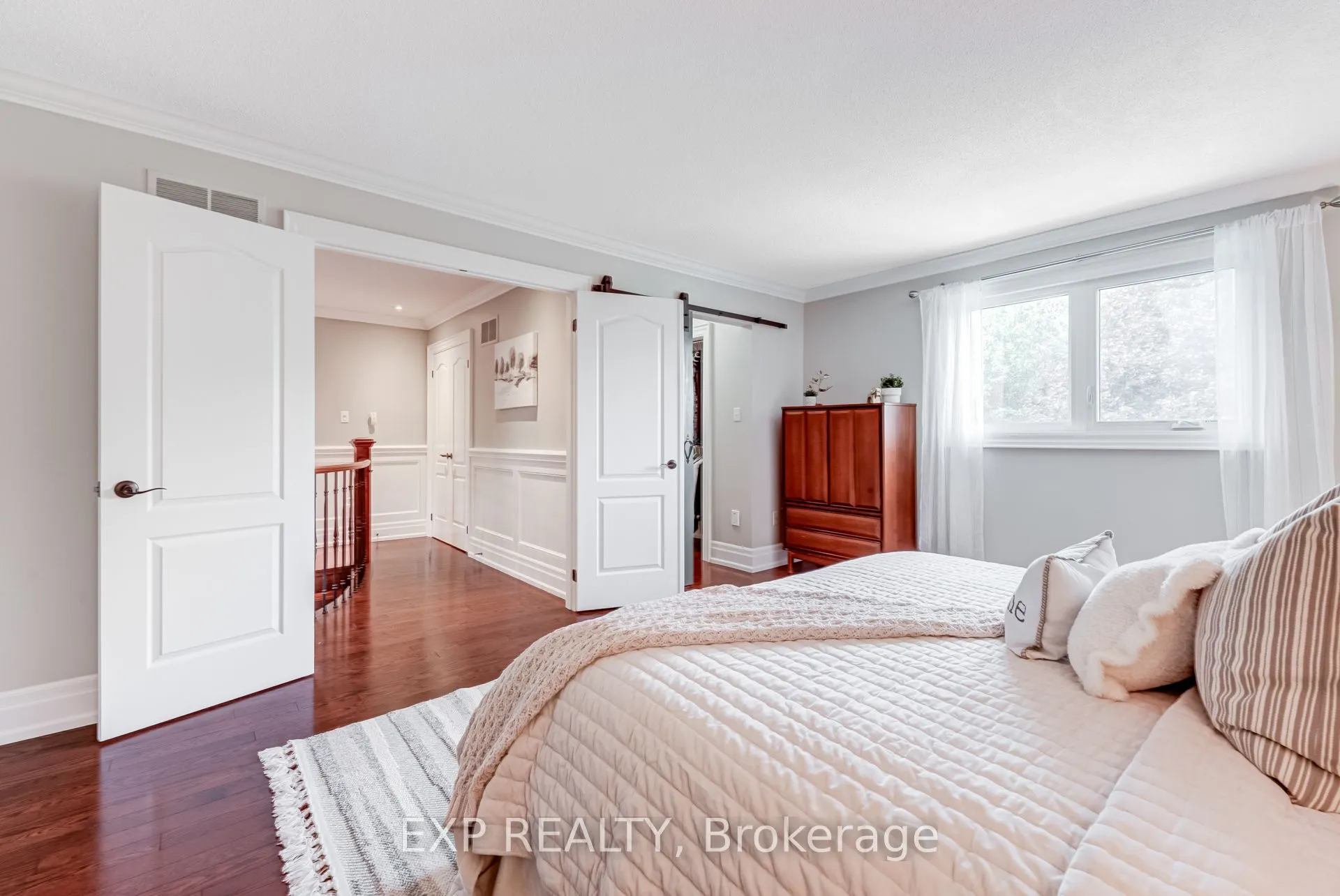 891 Leslie Valley Drive