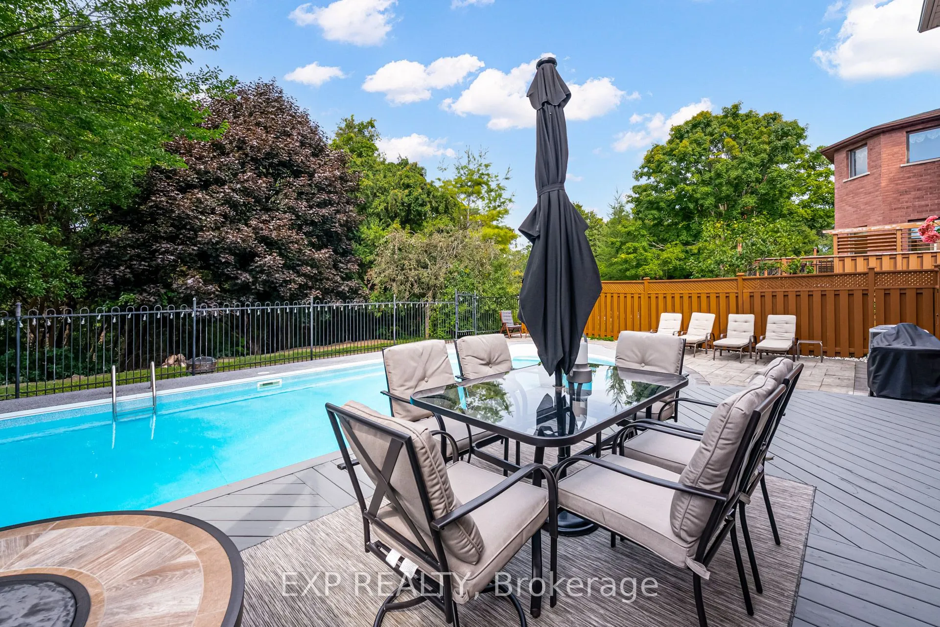 891 Leslie Valley Drive