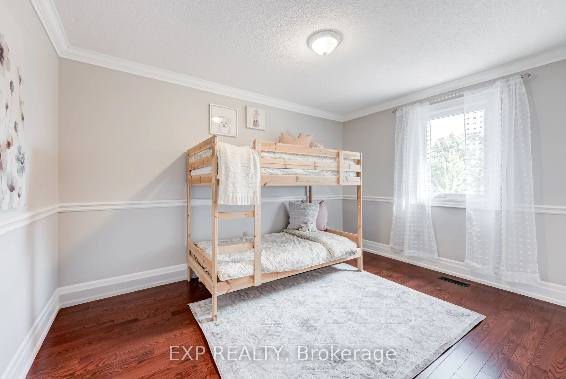 891 Leslie Valley Drive