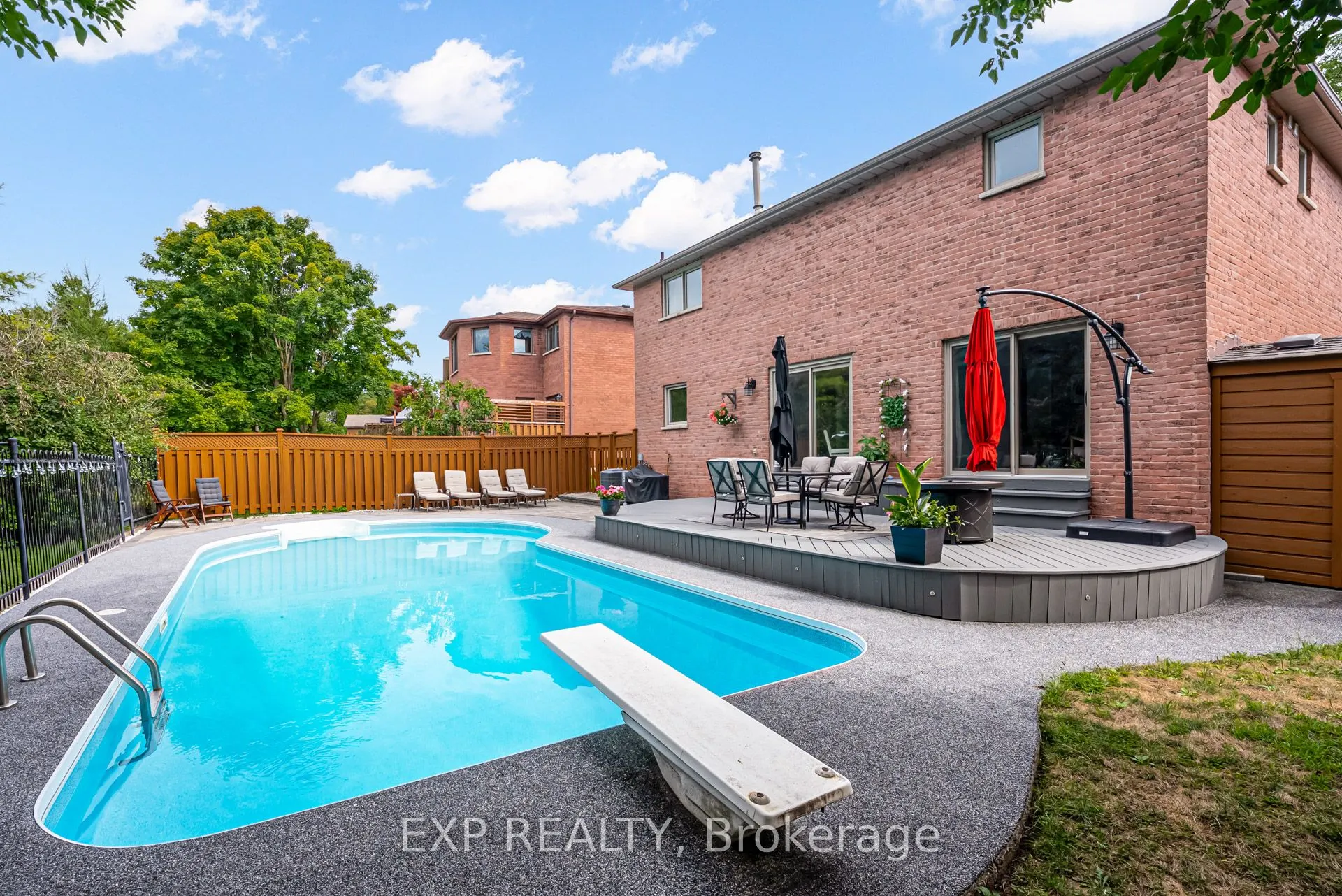 891 Leslie Valley Drive