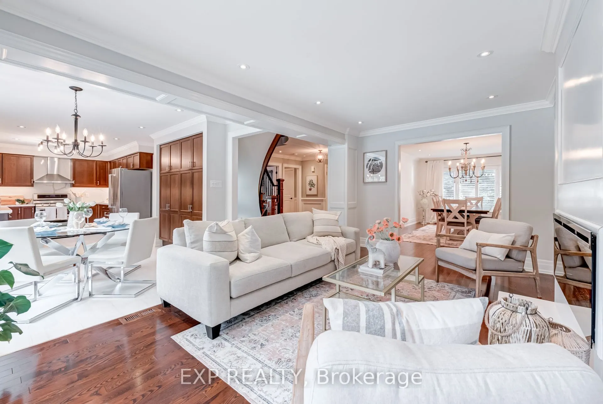 891 Leslie Valley Drive