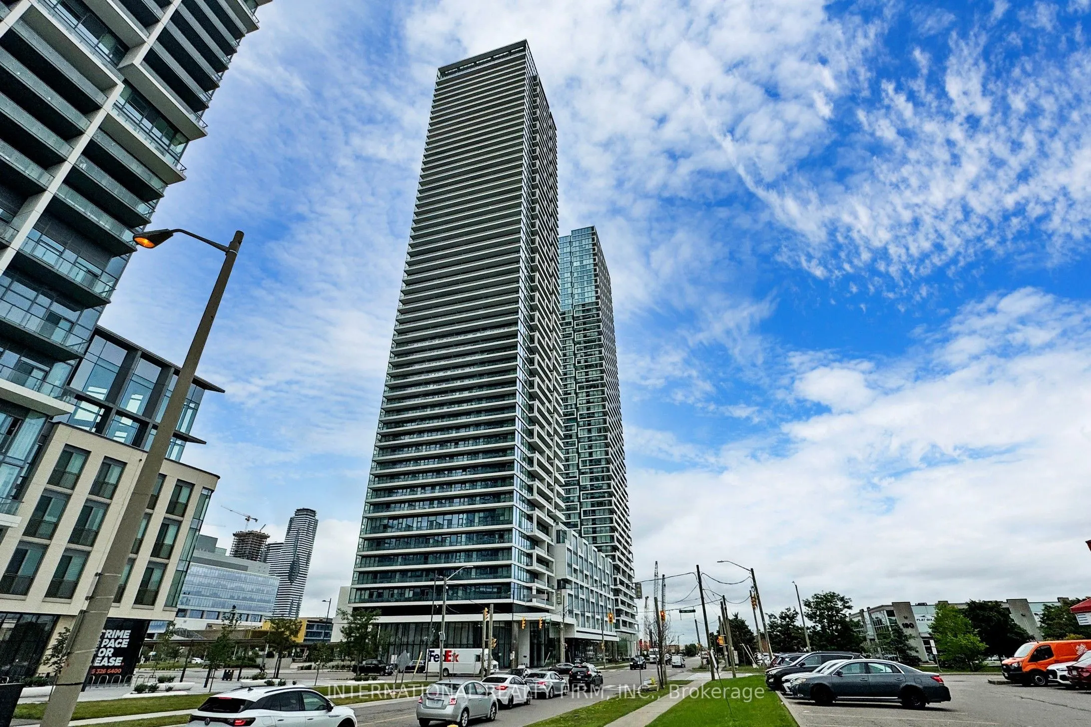 950 Portage Parkway, #7