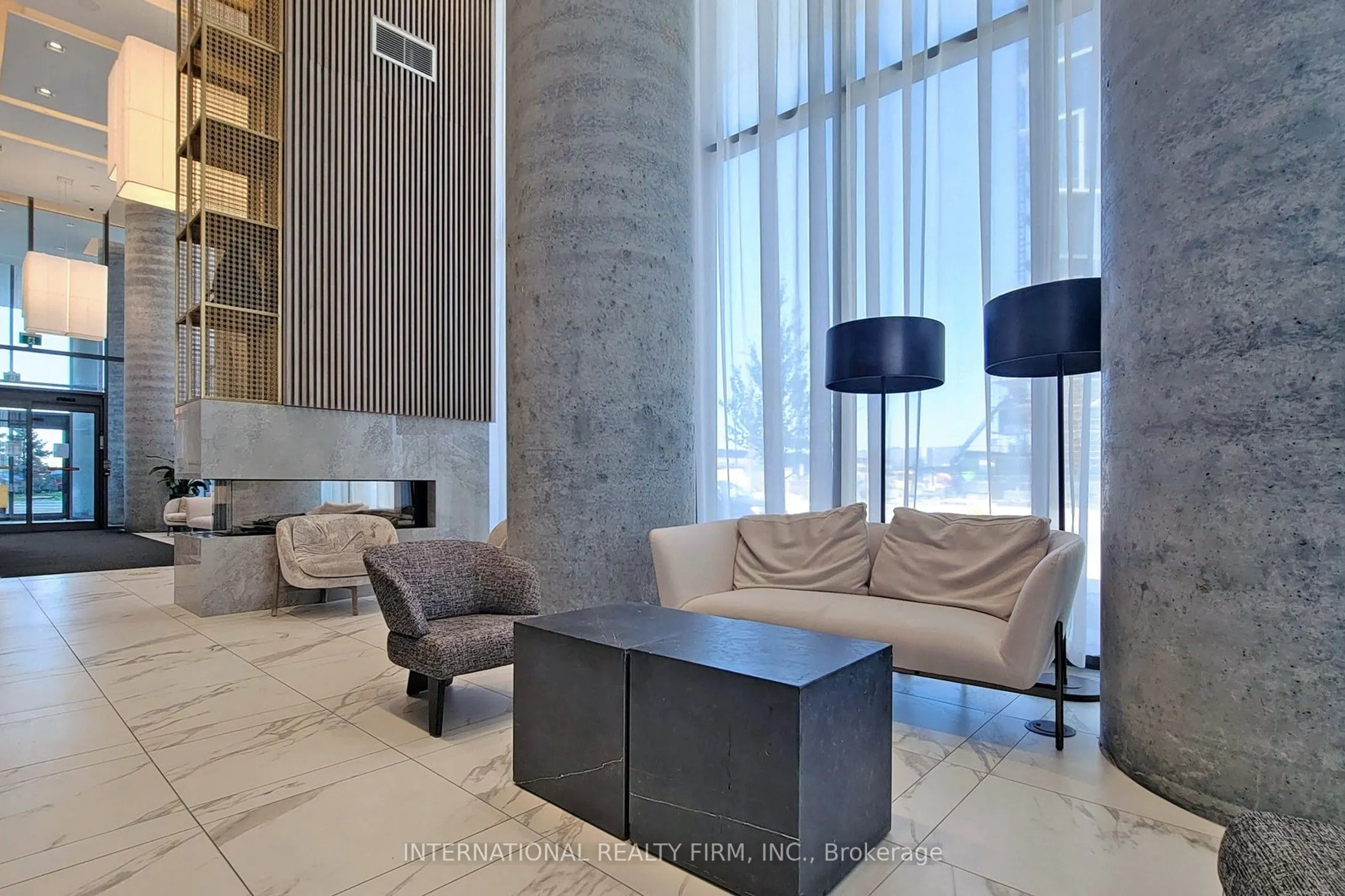 950 Portage Parkway, #7