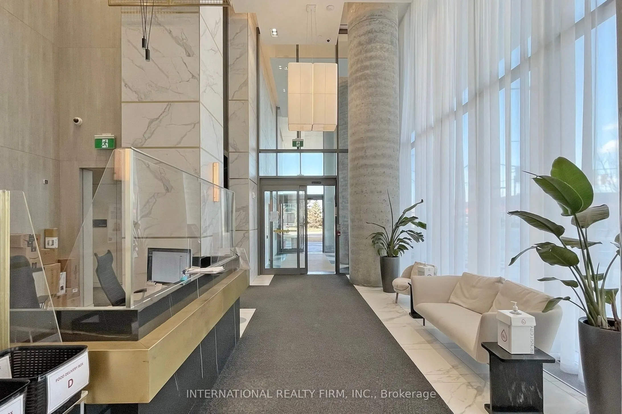 950 Portage Parkway S, #7