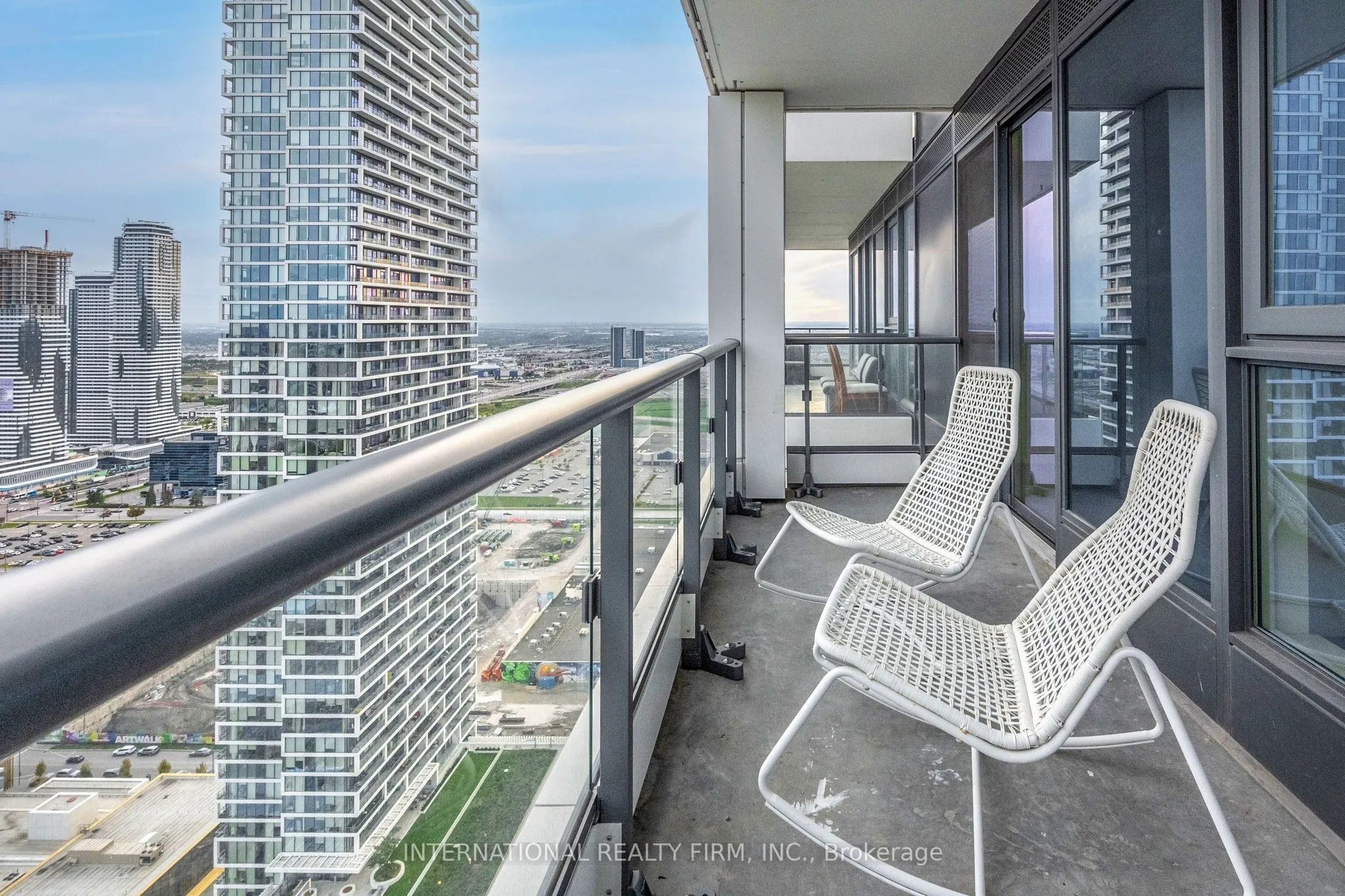 950 Portage Parkway S, #7