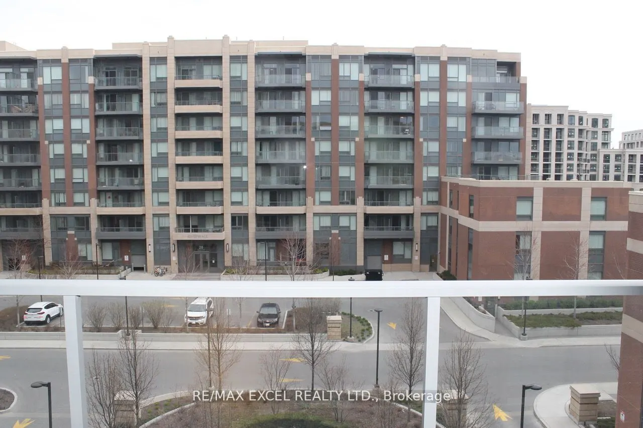 18 Uptown Drive, #607