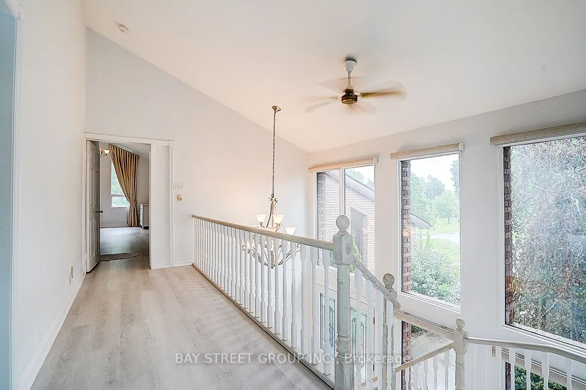 8 Waterbend Drive